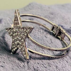 Silver Tone Star Crystal Hinge Bracelet